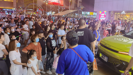 多品牌亮点纷呈 发展势头持续向好  总集团8月产销双增长