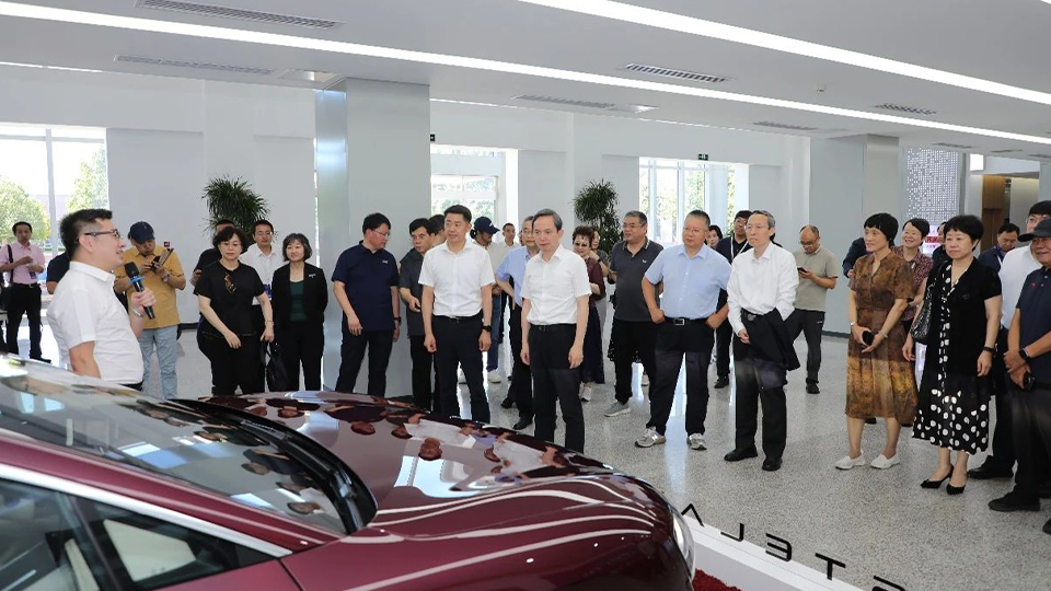 市政协委员点赞“总智造”